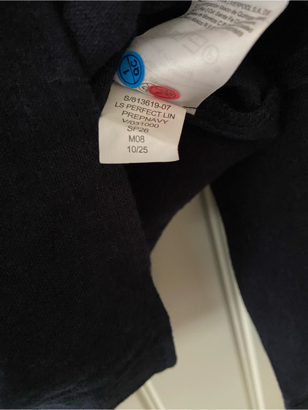 NWT - Banana Republic Linen Blend Dark Navy Button-Down Shirt - Medium - Picture 7 of 9